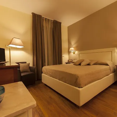 Bronzino House 3* Mailand