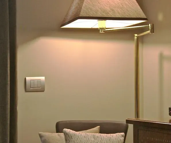 Bronzino House 3* Milaan