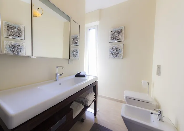 Bronzino House 3* Milaan